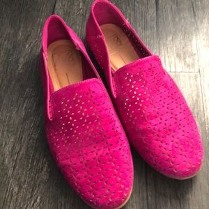 Magenta Suede Flats!